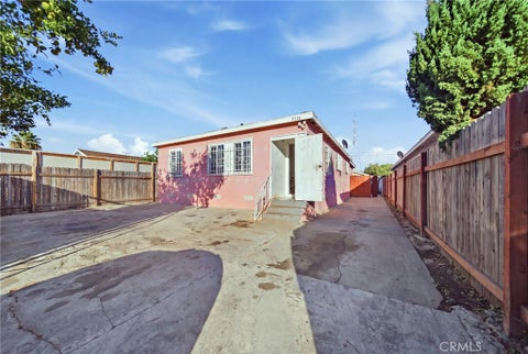 Photo of 9310 Zamora Avenue, Los Angeles, CA 90002 (MLS # DW26228574)