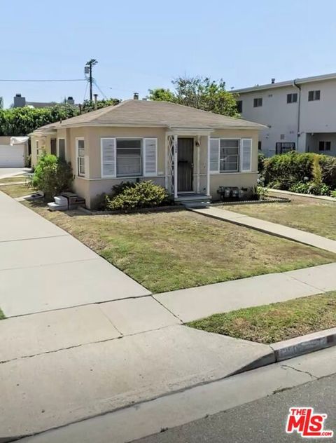 Photo of 12508 Pacific Avenue, Los Angeles, CA 90066 (MLS # 26860207)
