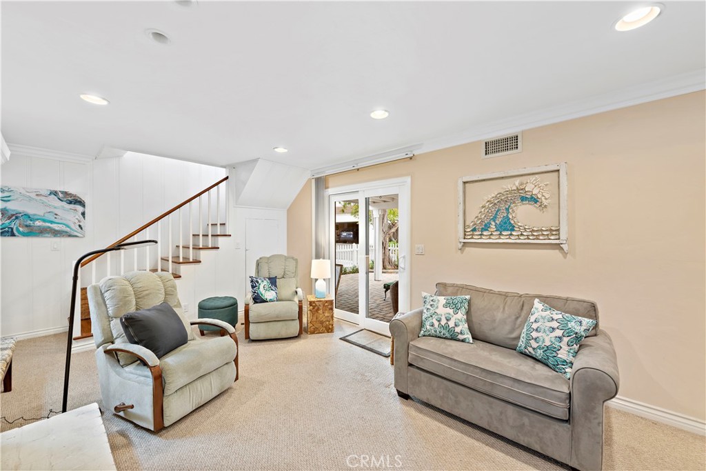 CUST - Residential Lease