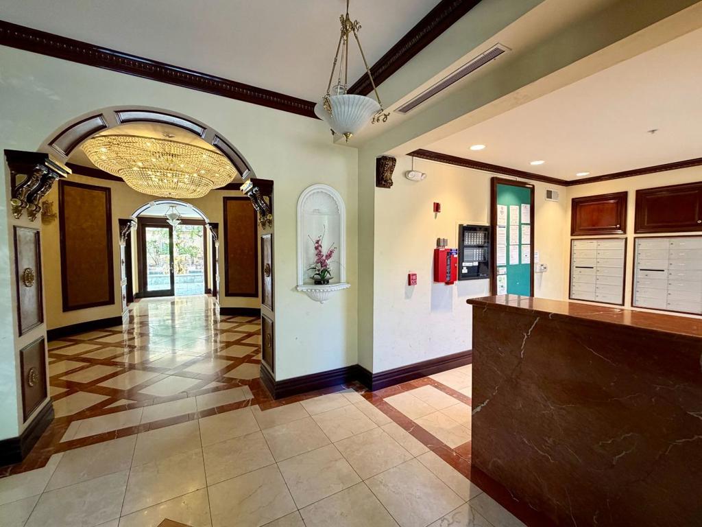153 N San Mateo Drive 209