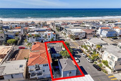 Photo of 98 Highland Avenue, Manhattan Beach, CA 90266 (MLS # SB26036549)