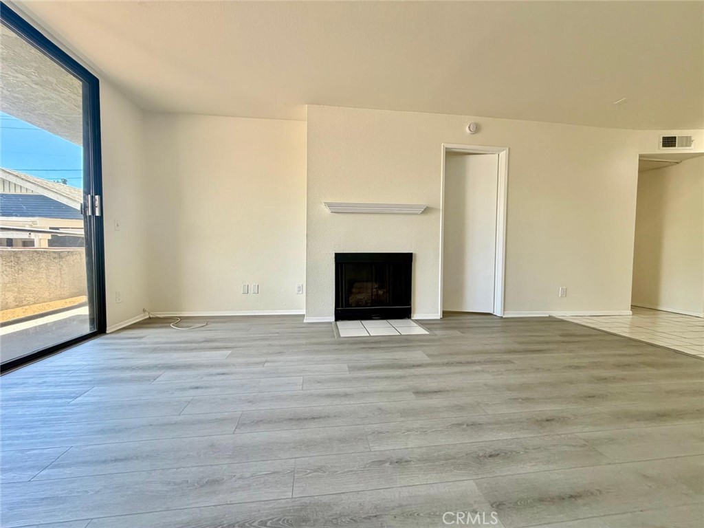 1237 E 6th Street 110