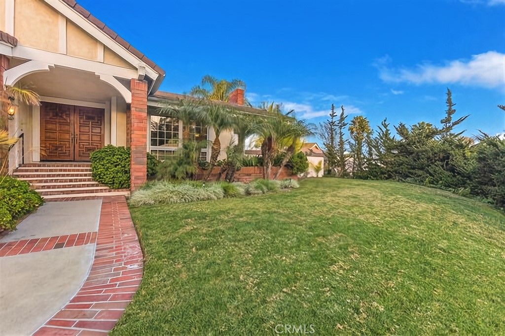 listing image 130723729106778886785