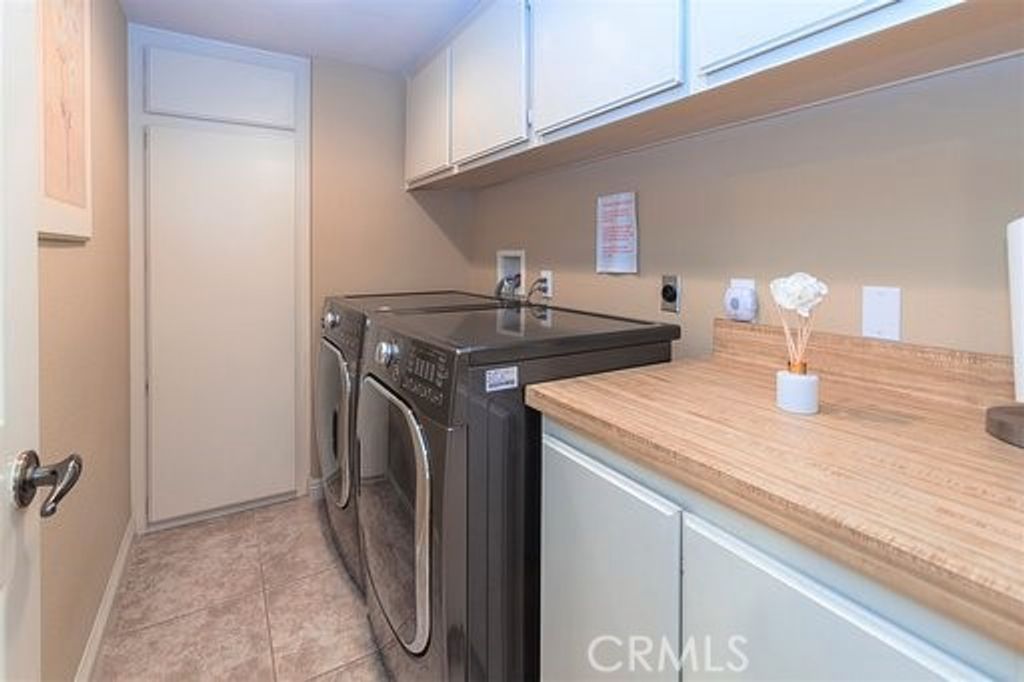 listing image 130726313878440717078