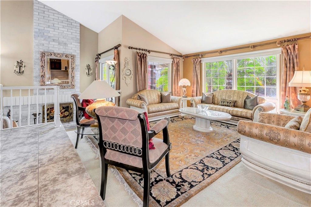 listing image 130720733774136951493