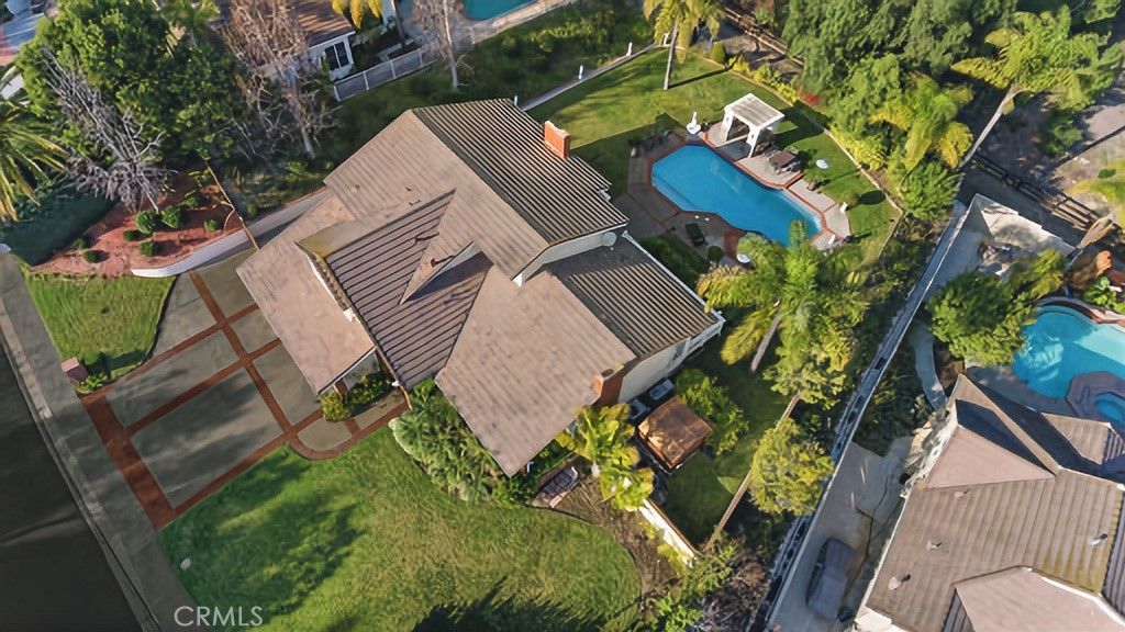 listing image 130725985974959726886