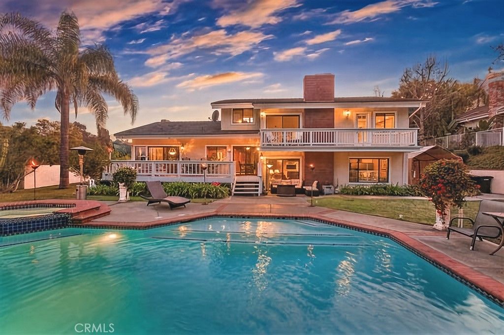 listing image 130728391906904921028