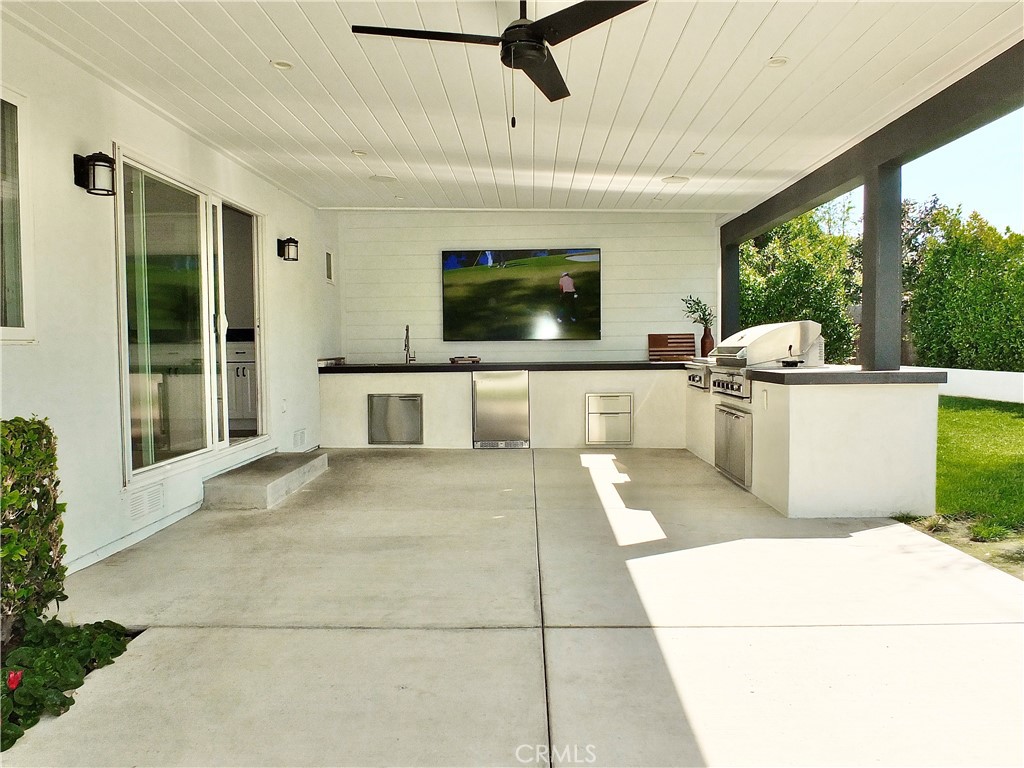 Costa Mesa, California, 92626, United States, 4 Bedrooms Bedrooms, ,3 BathroomsBathrooms,Residential,Active,2031795