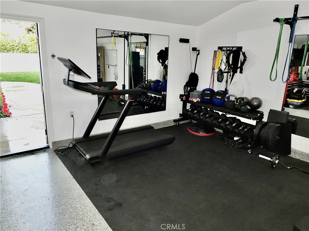 Costa Mesa, California, 92626, United States, 4 Bedrooms Bedrooms, ,3 BathroomsBathrooms,Residential,Active,2031795