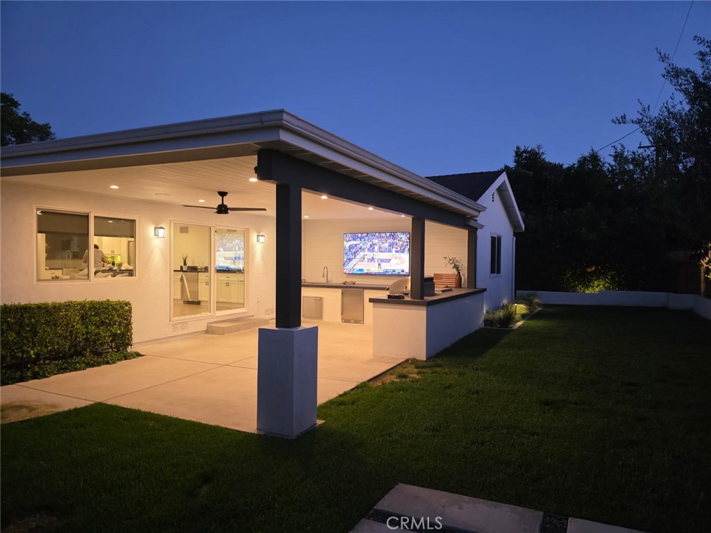 Costa Mesa, California, 92626, United States, 4 Bedrooms Bedrooms, ,3 BathroomsBathrooms,Residential,Active,2031795
