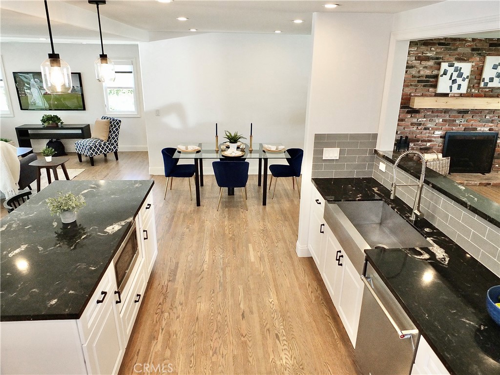 Costa Mesa, California, 92626, United States, 4 Bedrooms Bedrooms, ,3 BathroomsBathrooms,Residential,Active,2031795