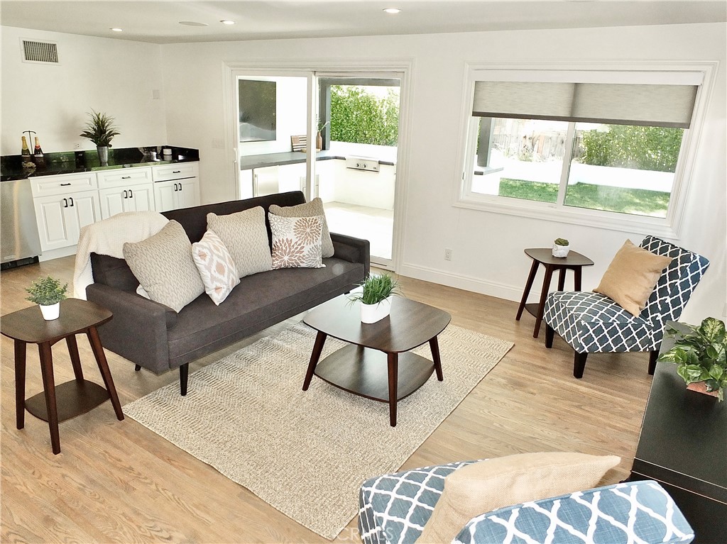 Costa Mesa, California, 92626, United States, 4 Bedrooms Bedrooms, ,3 BathroomsBathrooms,Residential,Active,2031795