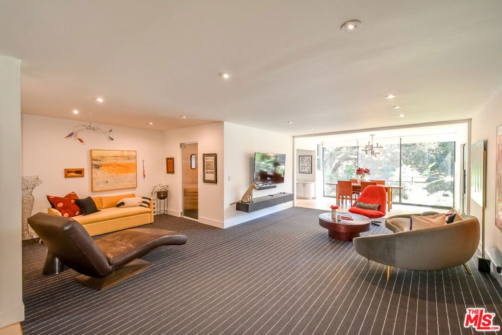 Photo of 289 S Barrington Avenue #A211, Los Angeles, CA 90049 (MLS # 26694201)