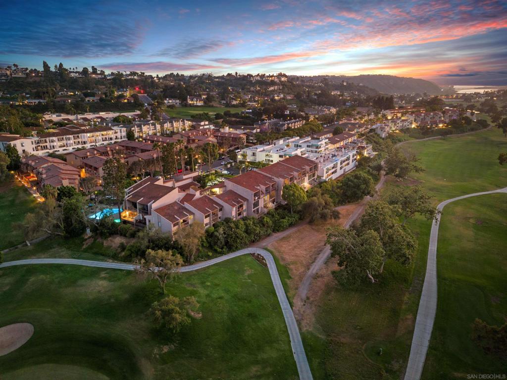 La Costa - Residential