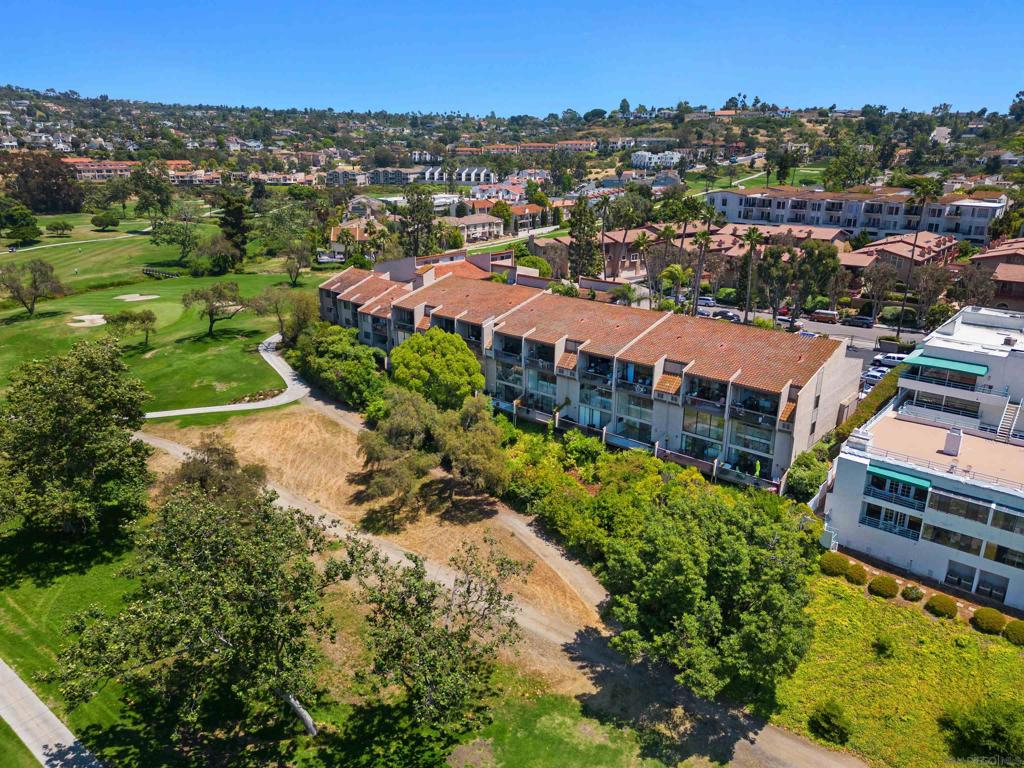 La Costa - Residential