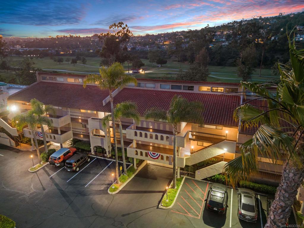 La Costa - Residential