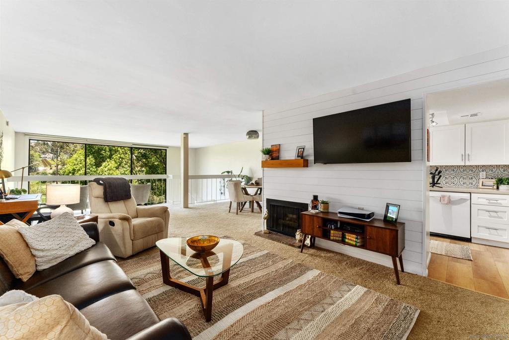 La Costa - Residential