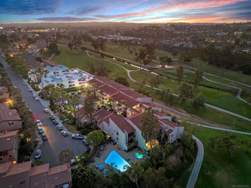 La Costa - Residential