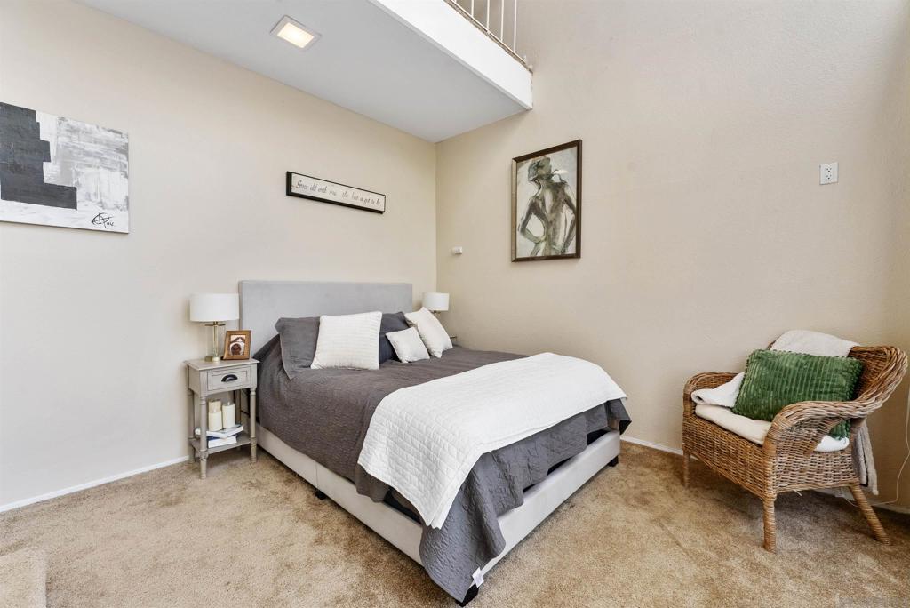 La Costa - Residential