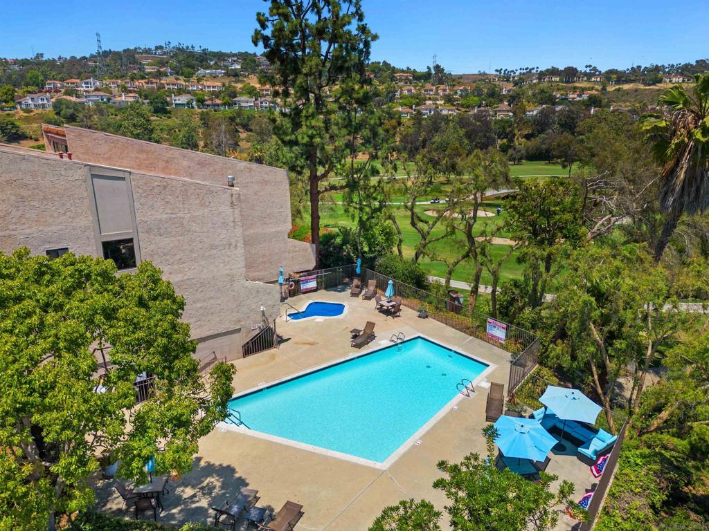 La Costa - Residential