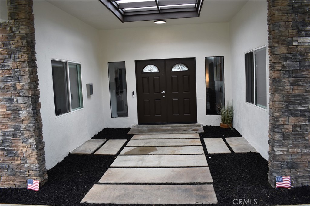 1156 Lyndhurst Drive