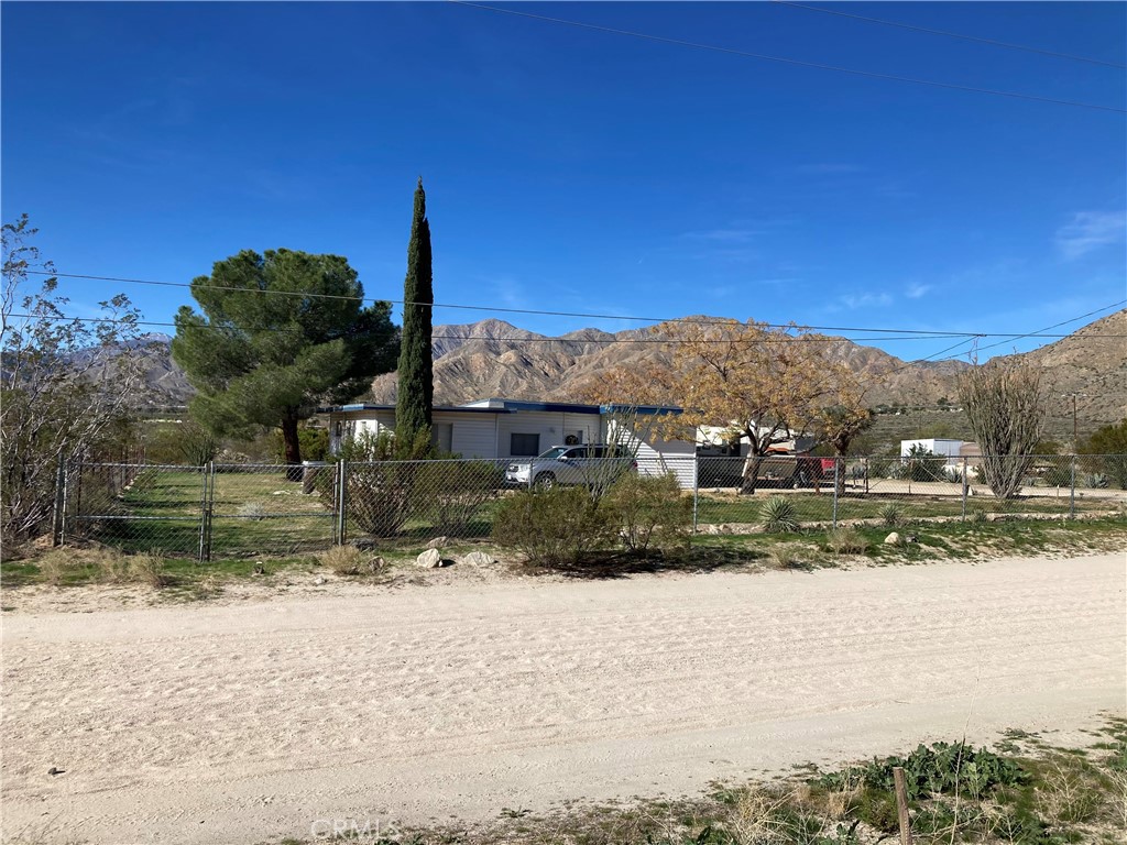 8960 S Samel Road