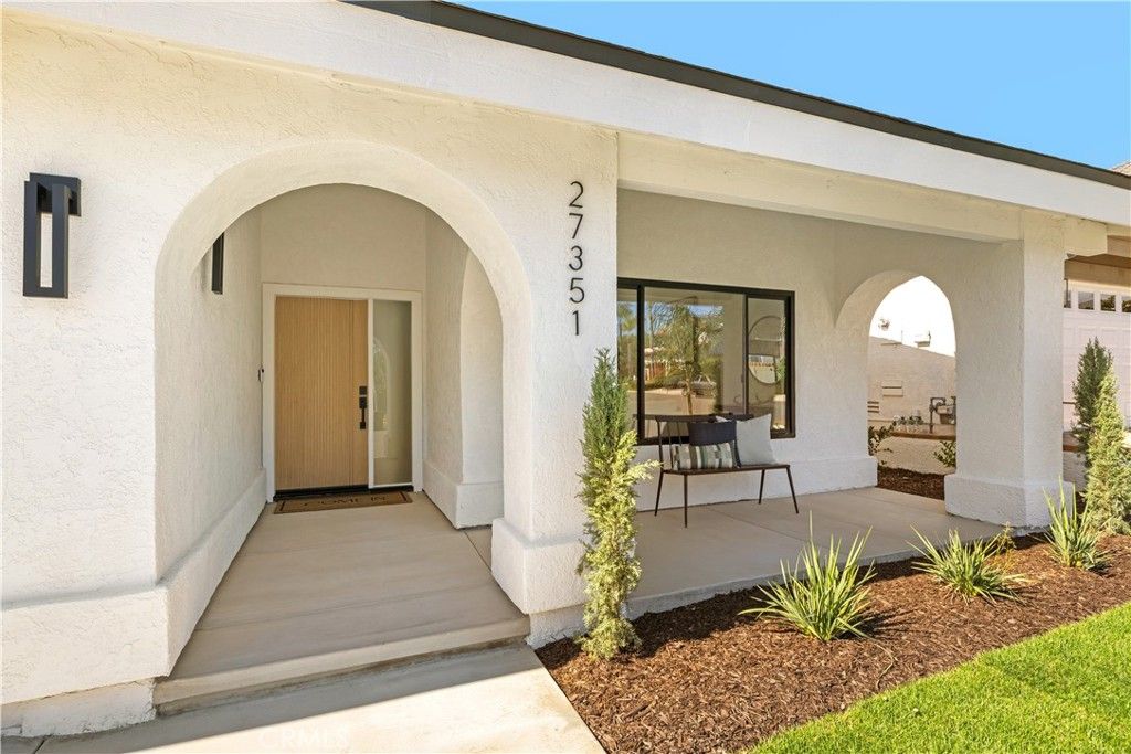 Photo of 27351 Vista Azul, Dana Point, CA 92624 (MLS # OC25243088)