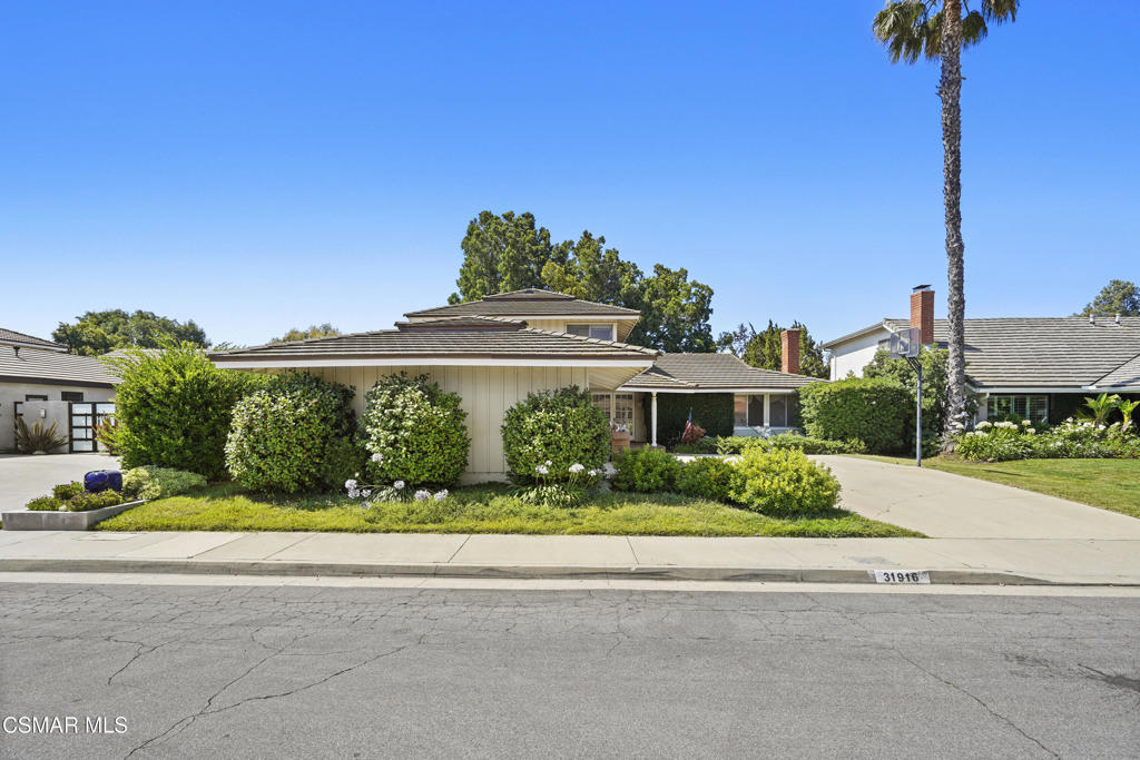 31916 Foxmoor Court