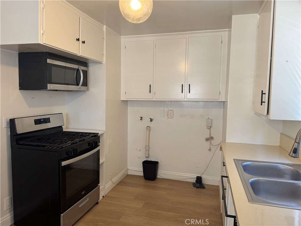4213 W 166th Street