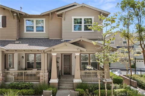 Photo of 21 Arlington Street ST, Ladera Ranch, CA 92694 (MLS # OC26166554)
