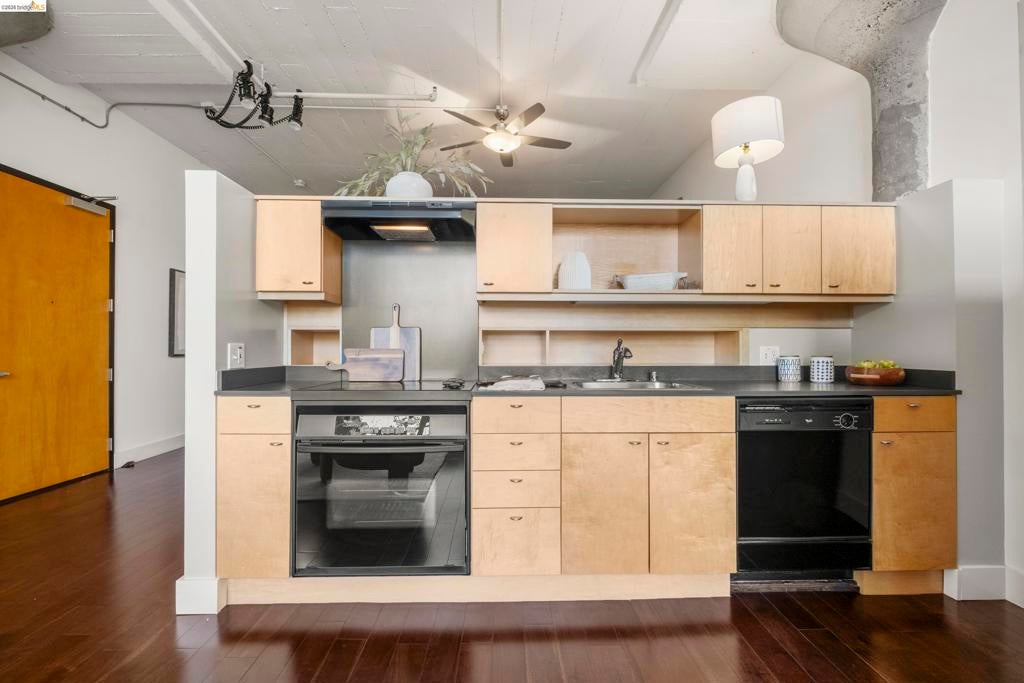 1500 Park Ave 435