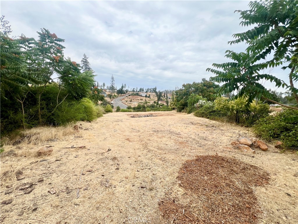 This spacious .38-acre lot sits at the end of a peaceful cul-de-sac just minutes from town and shopping—offering the perfect blend of privacy and convenience. Previously home to a 1,912 sq ft residence with 2 bedrooms and 2 bathrooms, this property is ready for your new build with utilities nearby and a cleared site. Located in a desirable neighborhood, this is a great opportunity to bring your vision to life in a fantastic area. Whether you're looking to build your forever home or a smart investment property, the possibilities are endless!