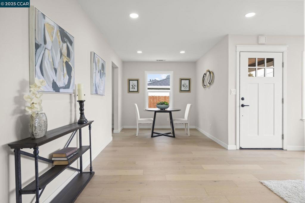 ROLLINGWOOD - Residential