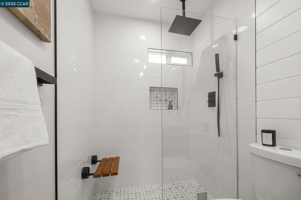 ROLLINGWOOD - Residential