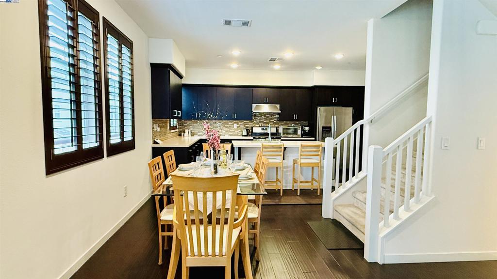 NEWARK - Residential