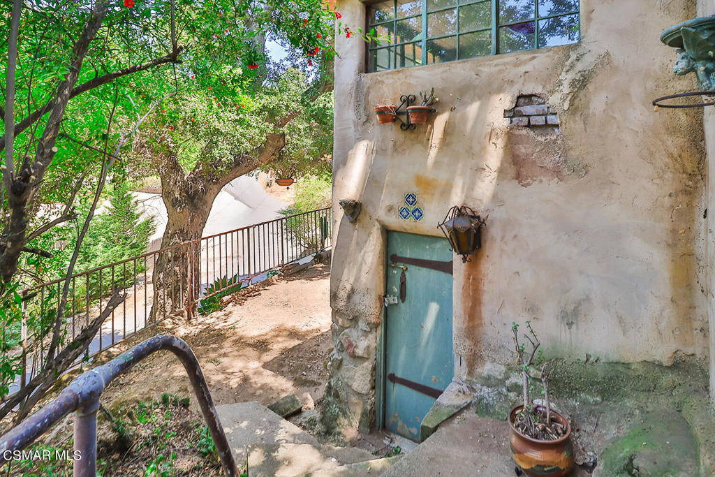 Santa Susana Knolls-166 - 1000832 - Residential