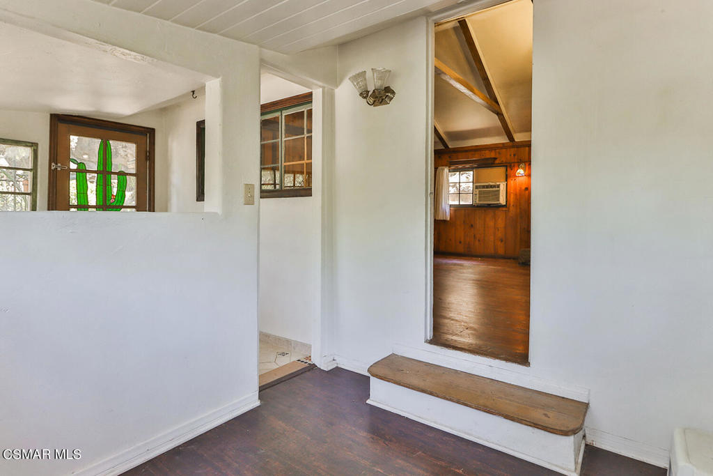 Santa Susana Knolls-166 - 1000832 - Residential