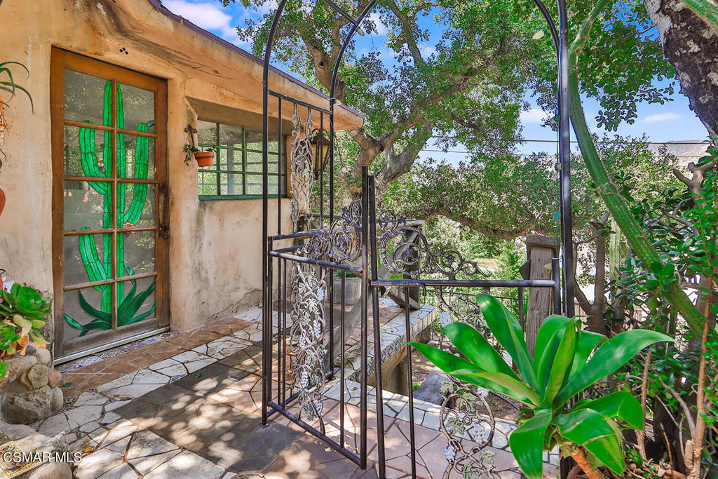 Santa Susana Knolls-166 - 1000832 - Residential