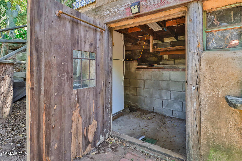 Santa Susana Knolls-166 - 1000832 - Residential