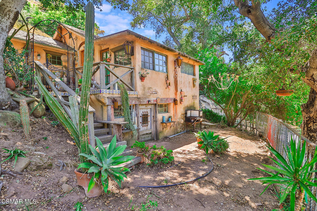 Santa Susana Knolls-166 - 1000832 - Residential