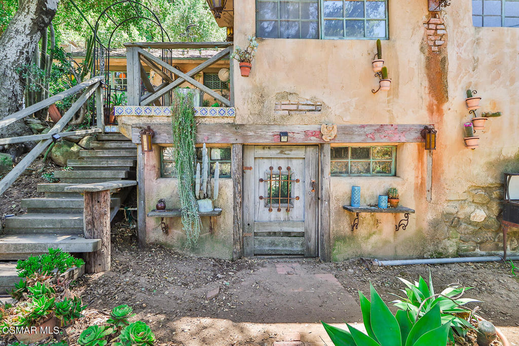 Santa Susana Knolls-166 - 1000832 - Residential