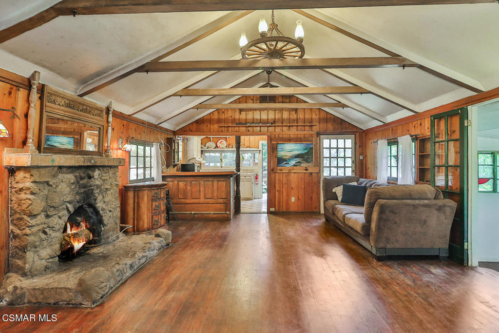 Santa Susana Knolls-166 - 1000832 - Residential