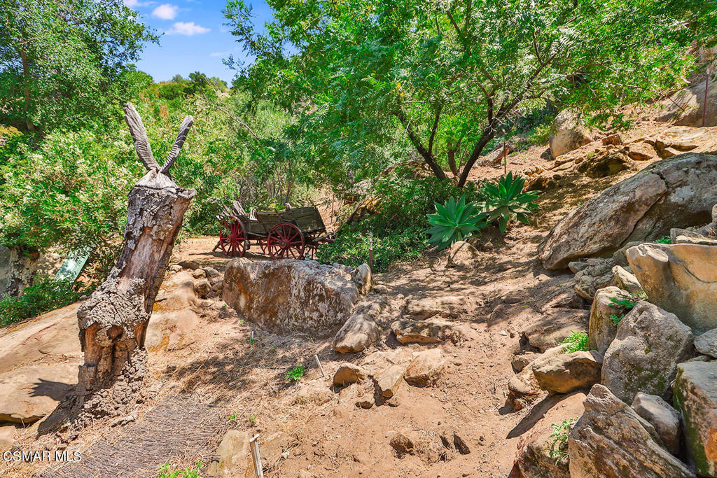 Santa Susana Knolls-166 - 1000832 - Residential