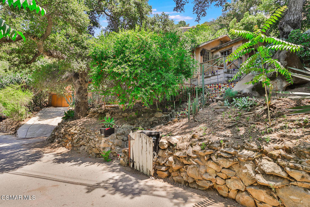 Santa Susana Knolls-166 - 1000832 - Residential