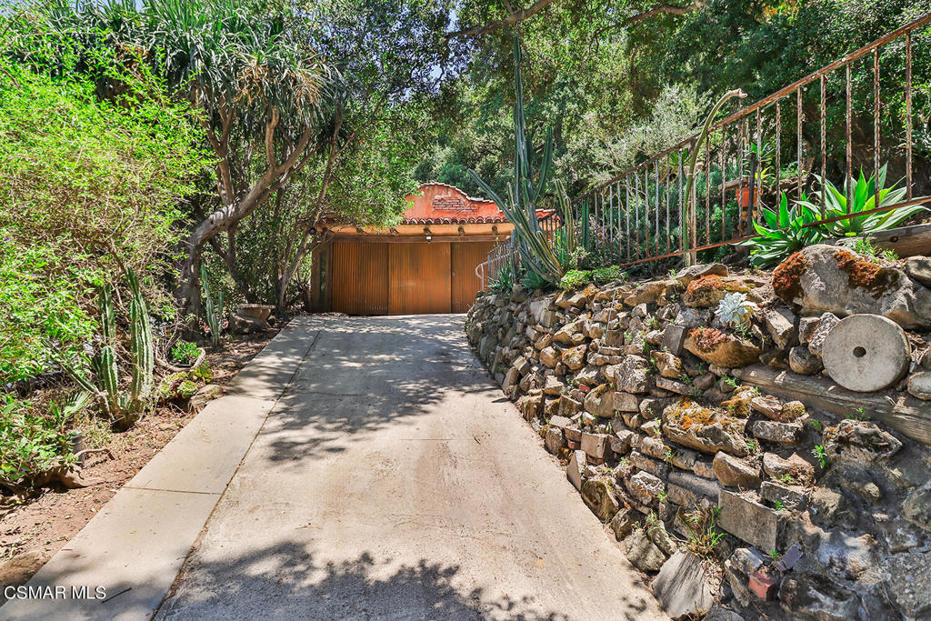 Santa Susana Knolls-166 - 1000832 - Residential