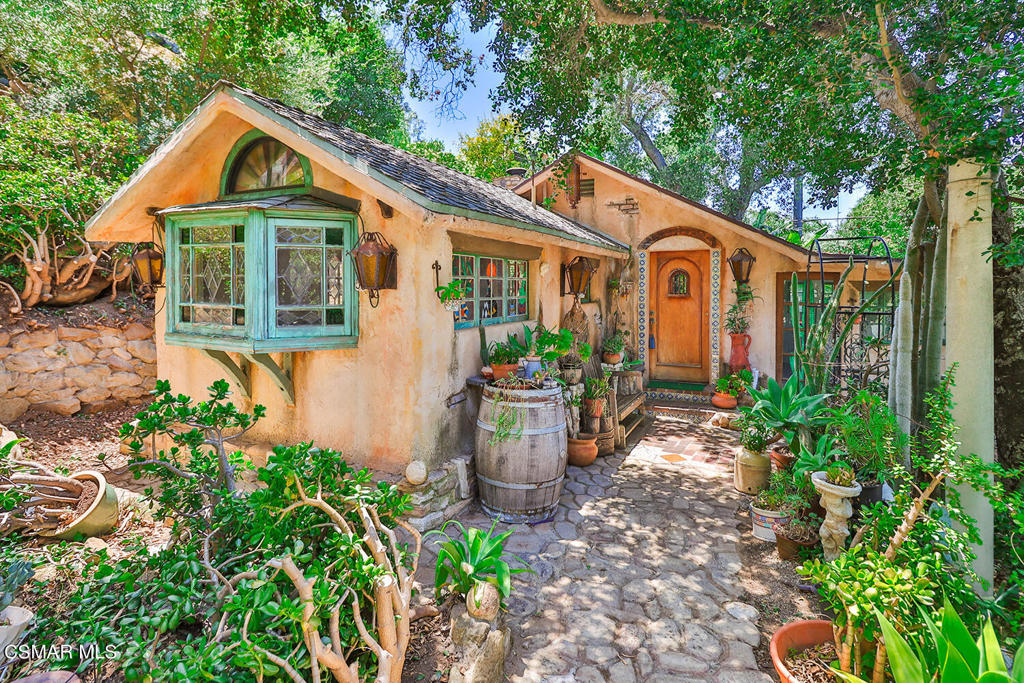 Santa Susana Knolls-166 - 1000832 - Residential