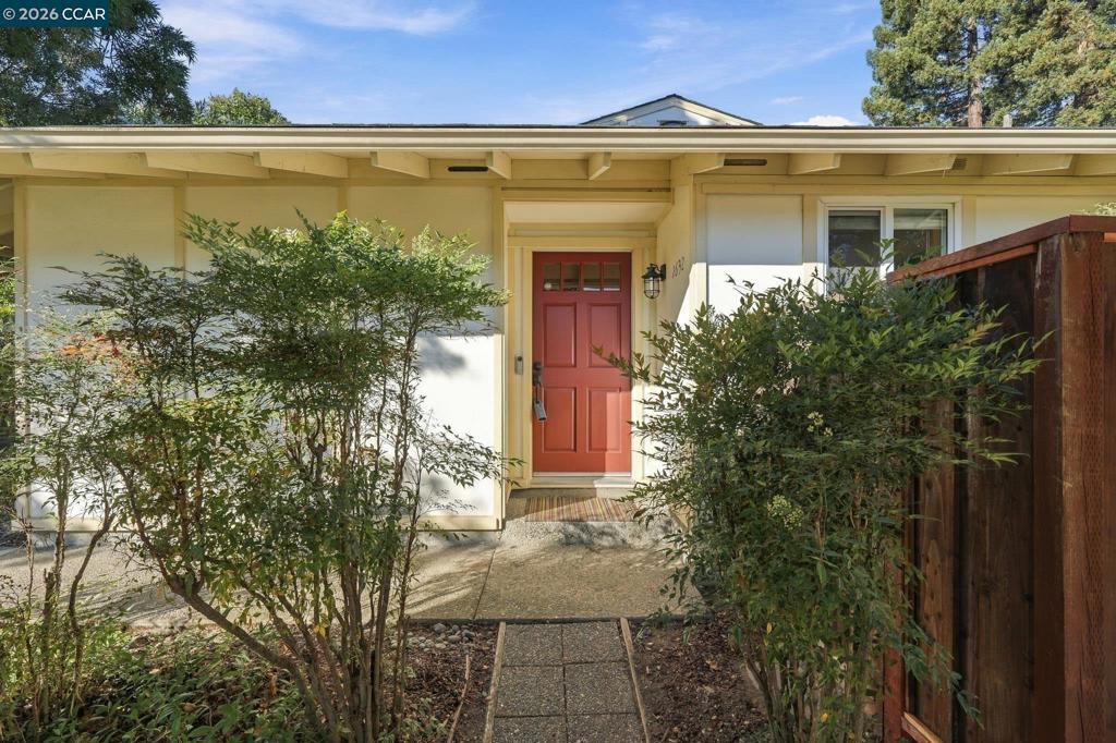 2632 Shadow Mountain Dr