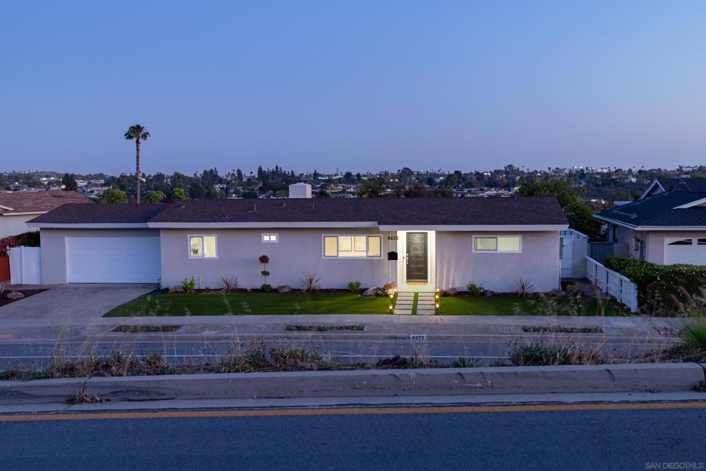 6673 Del Cerro Blvd
