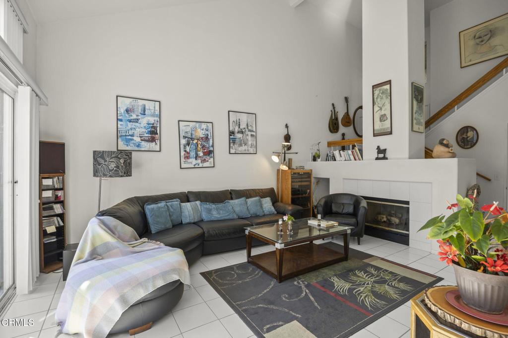 6272 Paseo Encantada