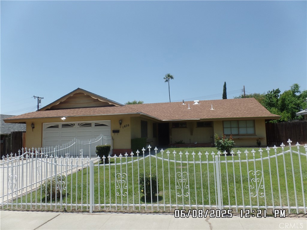 4 BEDROOMS 2 BATHS FIREPLACE IN LIVING ROOM CENTRAL AIR CONDITION AND FORCED AIR HEAT. BRAND NEWLY REMODELED KITCHEN WITH NEW CABINETS, COUNTER TOPS, NEW STOVE AND BUILT IN MICRO WAVE, BATHROOMS RE DONE FRESHLY PAINTED, VINYL WOOD FLOORING AND CARPET.
LARGE BACK YARD WITH PRODUCING NAVAL ORANGE TREE. FENCED IN FRONT AND REAR YARD AUTO SPRINKLER SYSTEM, 2 CAR ATTACHED GARAGE.
CLOSE TO 1-210 FRWY, WALKING DISTANCE TO SOCCER FIELD COMPLEX, ELEMENTARY SCHOOL AND HIGH SCHOOL, CLOSE TO YAAMAVA CASINO, AND SHOPPING.